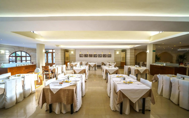 Macaris Suites and SPA