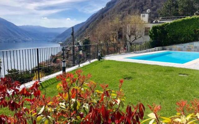 Argegno Pool apartment