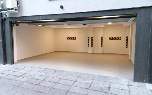 Noris Apart with Garage