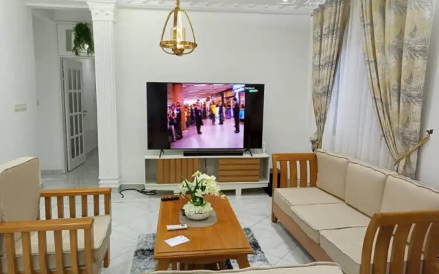 MH - Upper Floor Apart