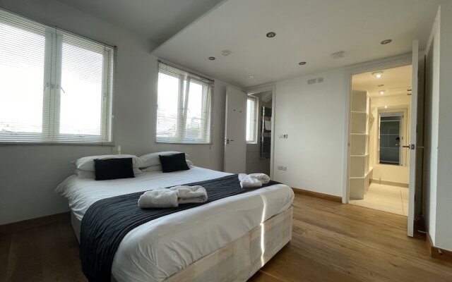 Luxurious Two Bedroom Penthouse