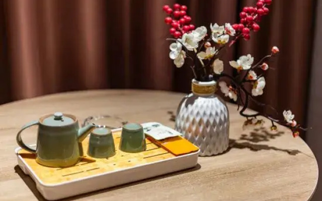 Sanyuan Hotel (Zixing Dongjiang Lake)