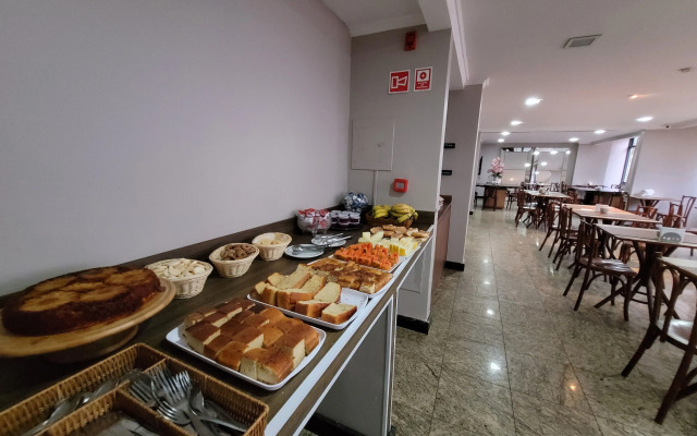 Hotel Alvorada by Bsb Inn