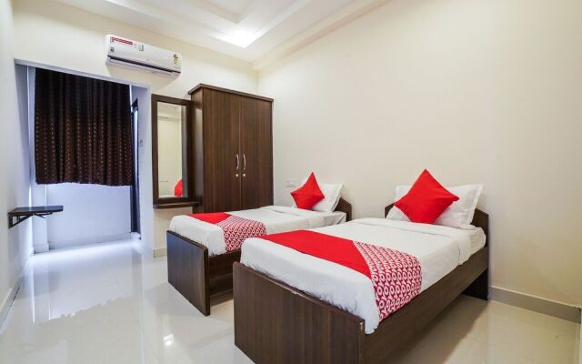 OYO 13163 Jaswitha Homes