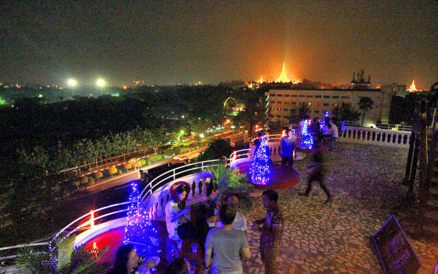 Yangon International Hotel