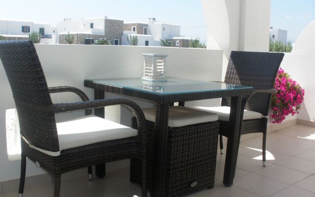 Blue Harmony Apartments