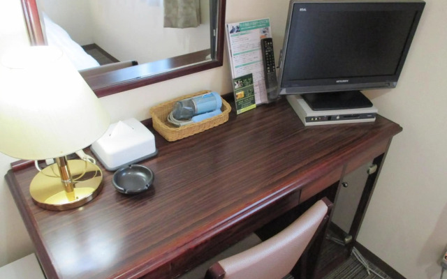 Hotel Green With
