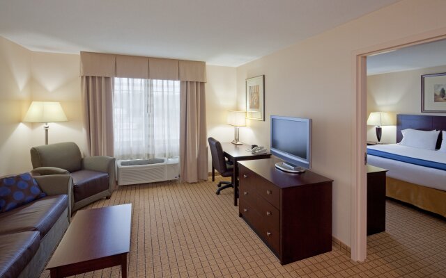 Holiday Inn Express Hotel & Suites Rochester by IHG