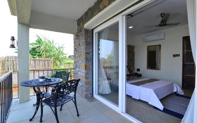 Castle Vintage VillageHouse 6BHK
