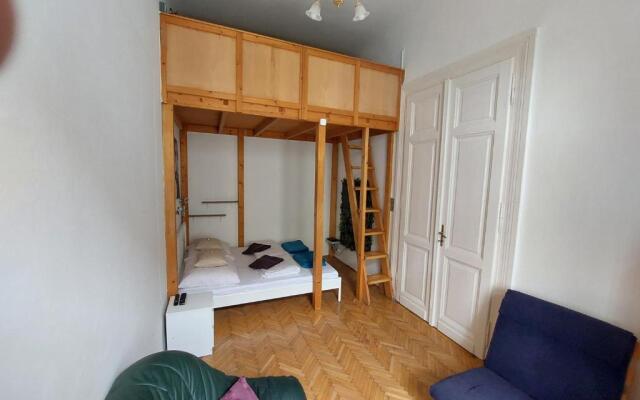 Szenes-House Apartman