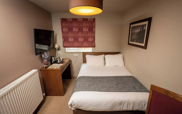 The Wellington Hotel by Greene King Inns