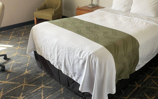 Quality Inn Spring Valley - Nanuet