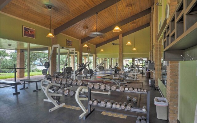 Waterfront Lake Travis Home w/ Pool Access!