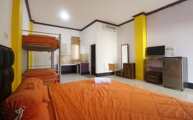EMWEKA Guest House N Pavillion Balikpapan