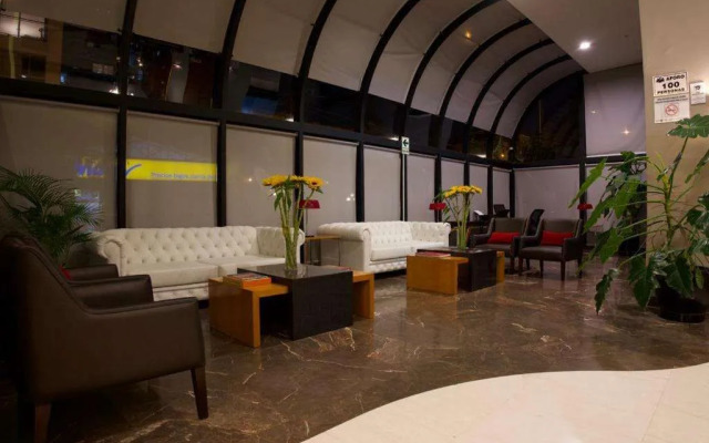 J&A Classic Hotel