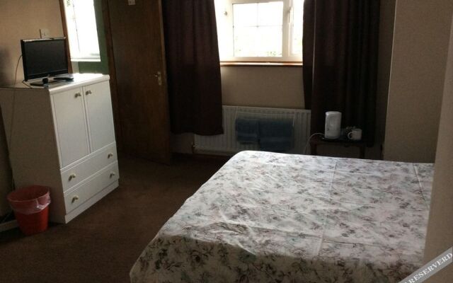 The Lodge Guest House