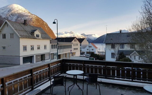 Volda Hostel & B & B