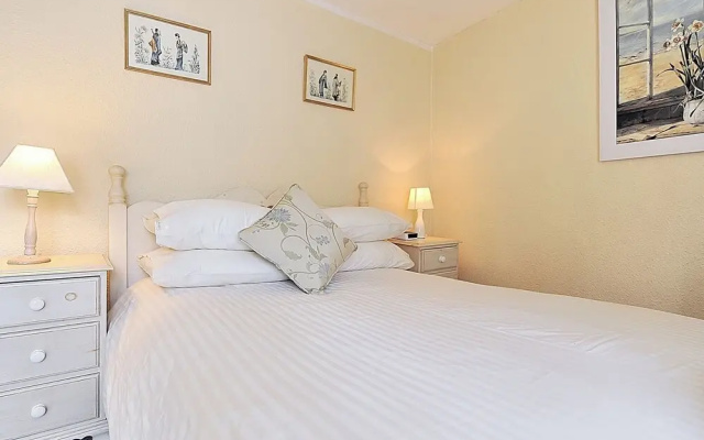 4/5 Georges Square