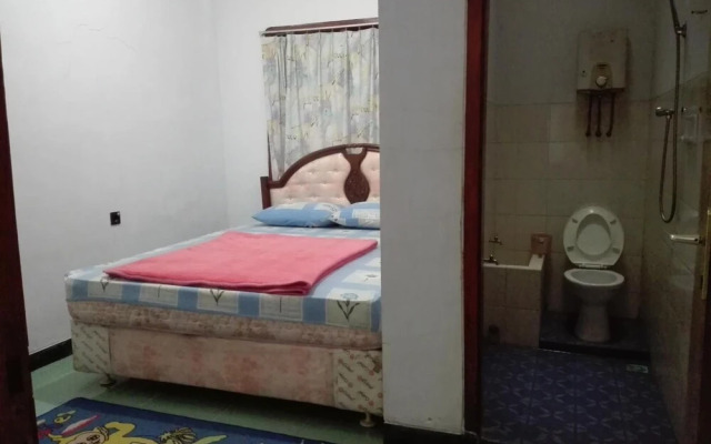 Bromo Authentic Homestay