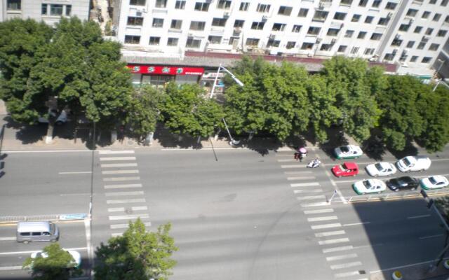 Chengde Mountain Resort Xinyu Apartment