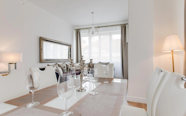 Wenceslas Square Royal Two Bedroom Apartment