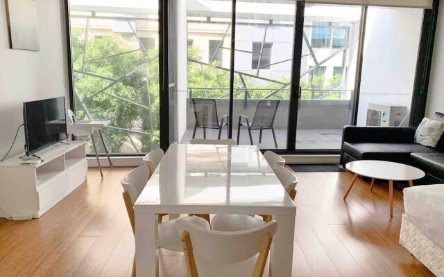 CBD Apartment in Perfect Location