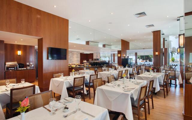 Windsor Leme Hotel