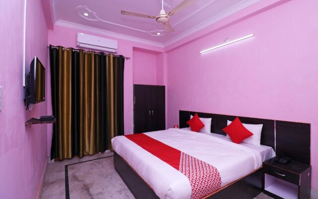 Gaurav Guest House by OYO Rooms