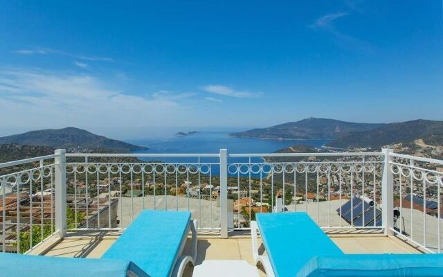 Villa Biba 2 by Lycia Collections