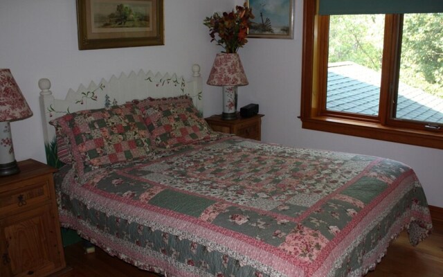 Honey Maple Grove BnB