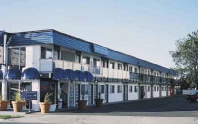 Traveller's Inn - Express