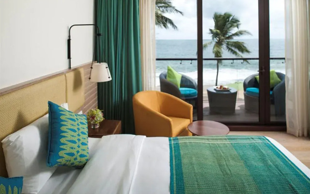 Reefs Edge Hotel