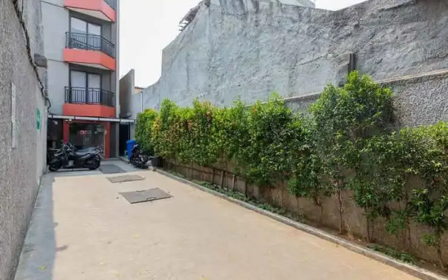 Urbanview Hotel Slipi Inn Palmerah
