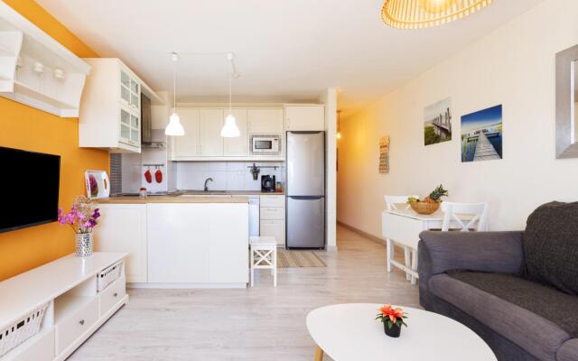 Home2Book BeachFront El Médano