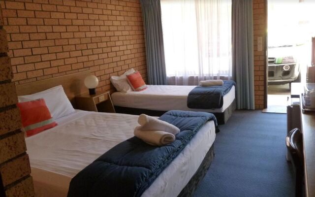 Royal Palms Motor Inn