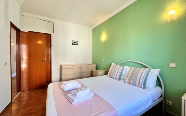 Albufeira Classic 2 by Homing