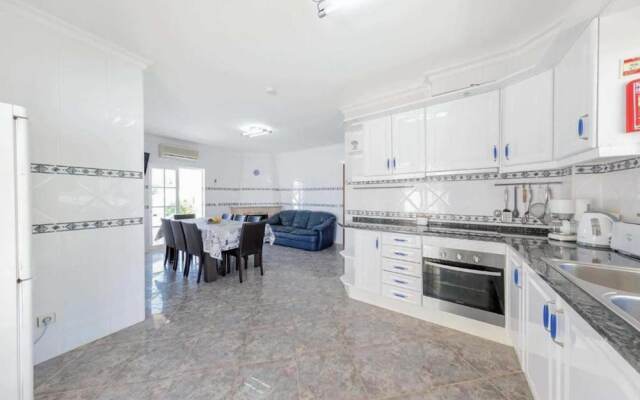 Villa Marlene in Guia