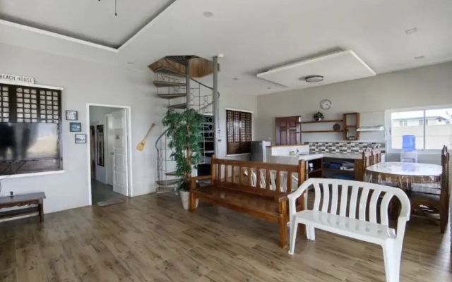 Sea Breeze Beachfront Villa Cebu