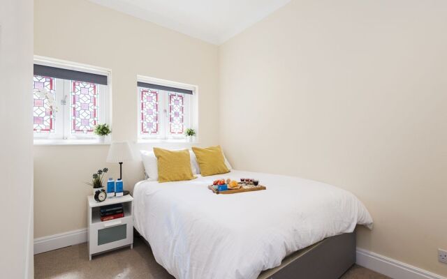 The Magravine Gardens Court I - MP02