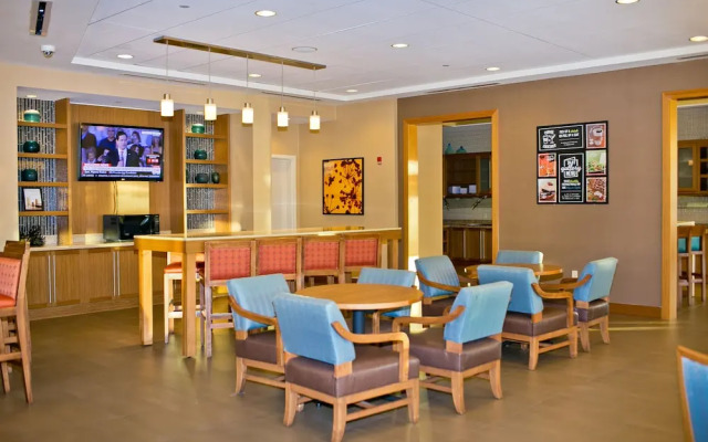 Hyatt Place Pensacola Airport