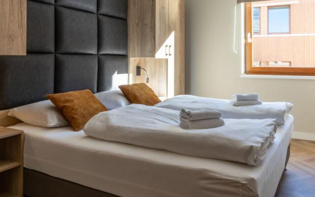 Luxury apartment with sauna, Zamang lift at 600 m.