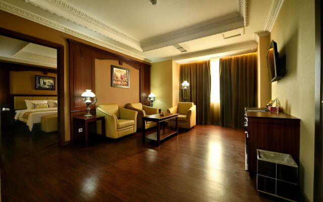 The Rich Jogja Hotel