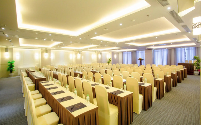 Glamour Hotel Da Nang