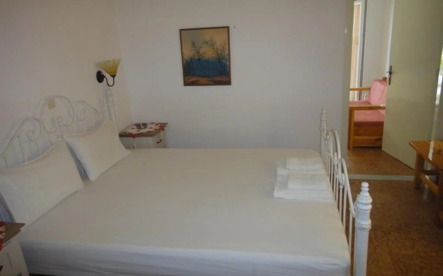 Maria & Kyros House