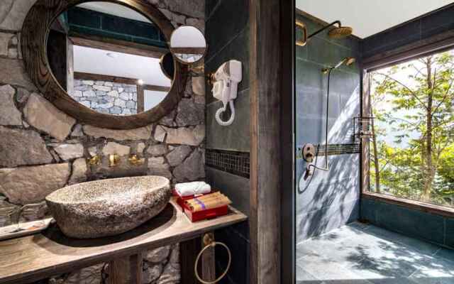 Sapa CatCat Hills Resort