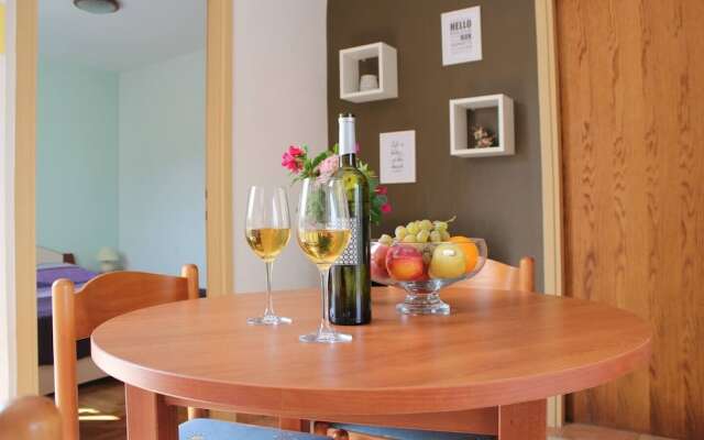 Sea View Apartment Ruza, Sleeps 4