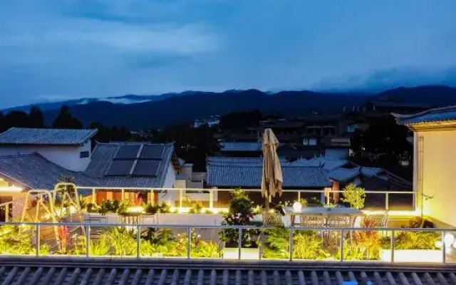 Shaxi Ancient Town Keting Homestay
