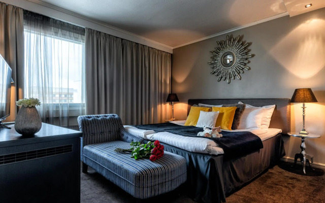 Arctic City Hotel