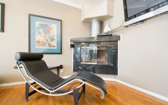 West Coast's Best Sunny Venice Dream Home!