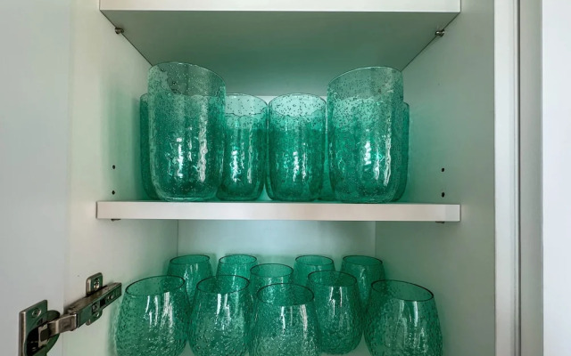 Paradise Found Luxe 2BR Condo in Iconic Location